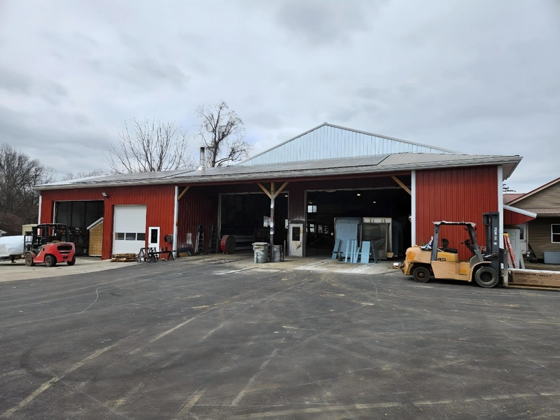 Manufacturing workshop at White Pine Structures